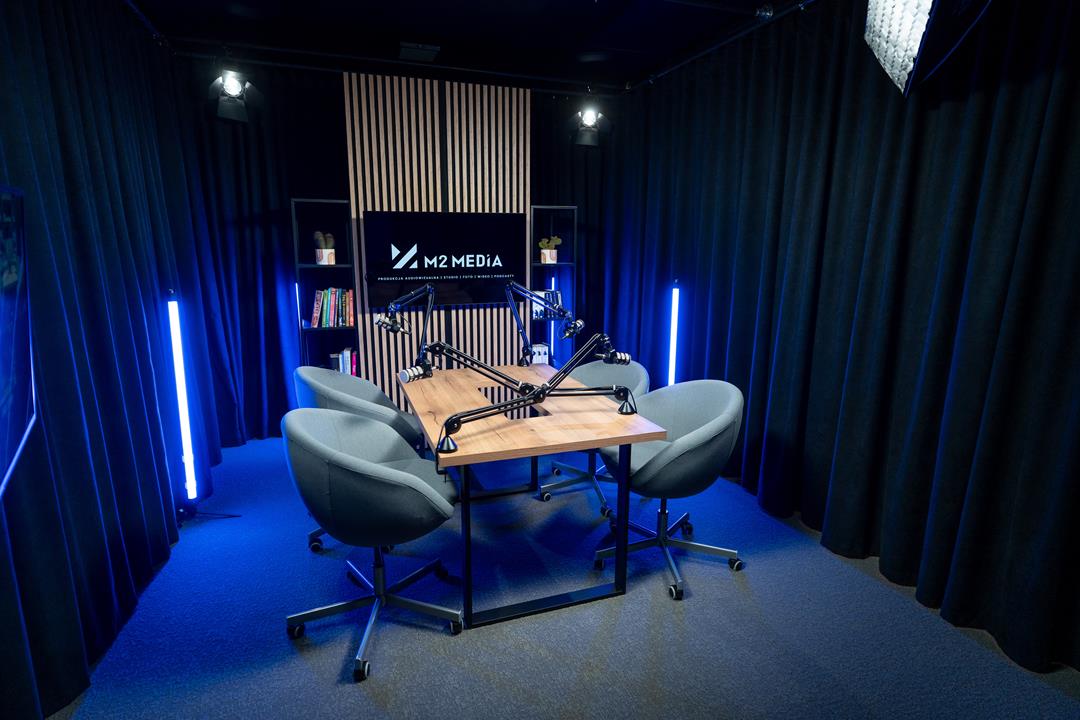 Studio podcastowe M2 Media – widok od frontu