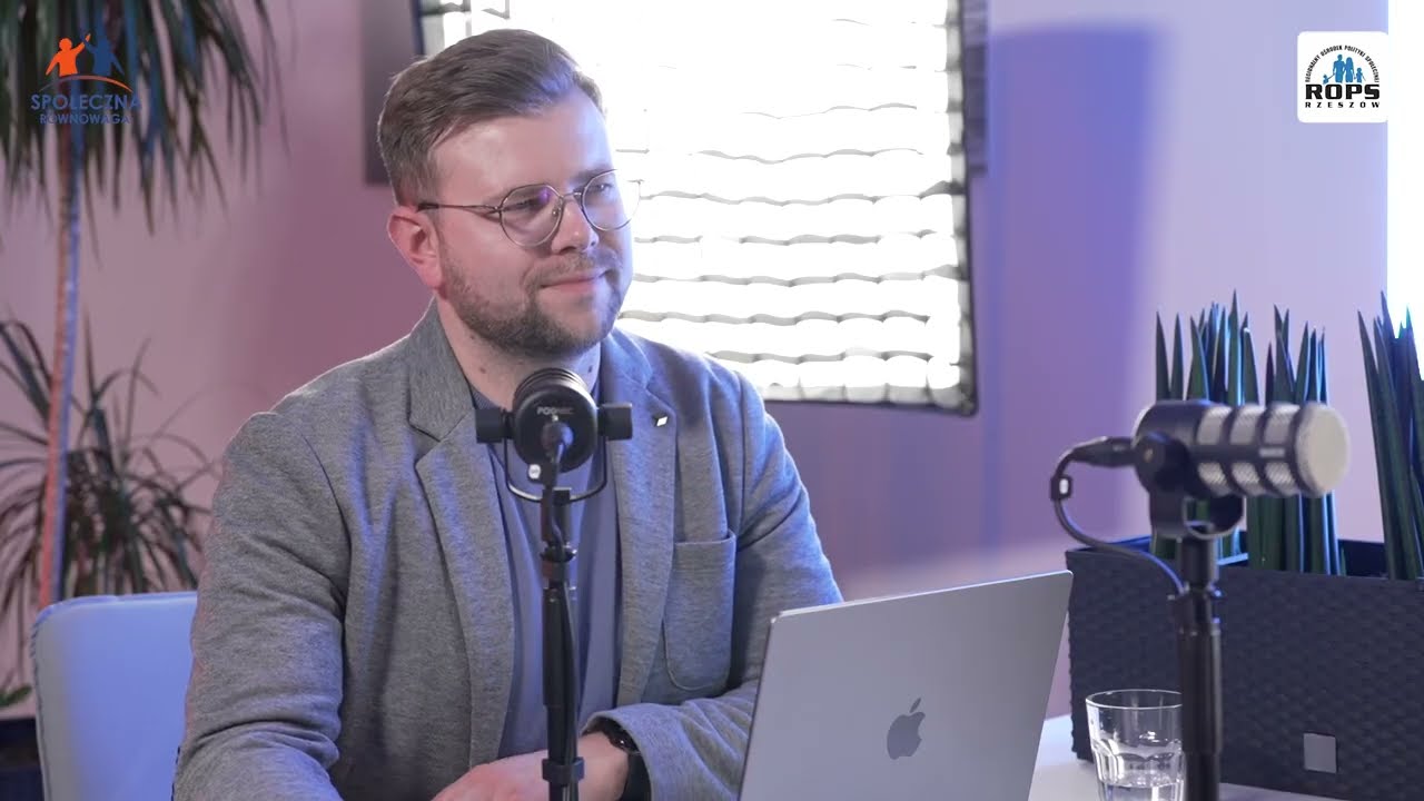 Sześć rozmów o ekonomii społecznej. Seria podcastowa „Społeczna Równowaga” dla ROPS