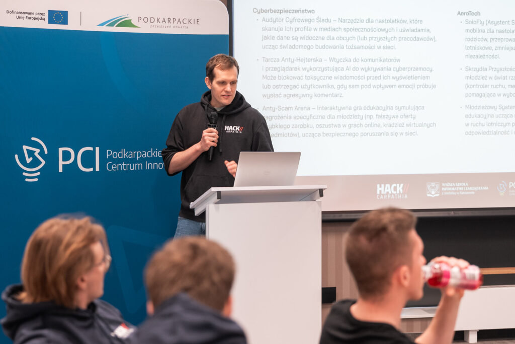 Organizatorzy hackathonu – PCI i WSIiZ